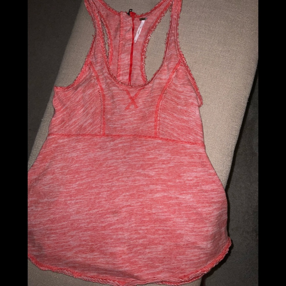Free People red & white zip back tank
